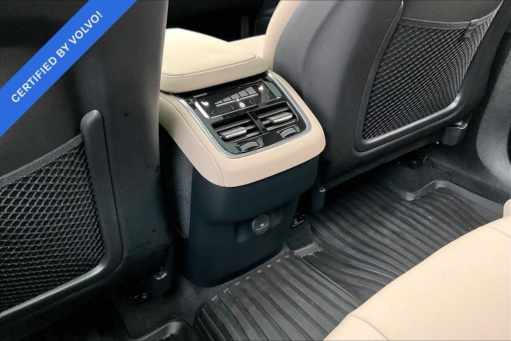 Certified 2026 Volvo XC90 B5 Plus w/ Protection Package Premier AWD/4WD image 31