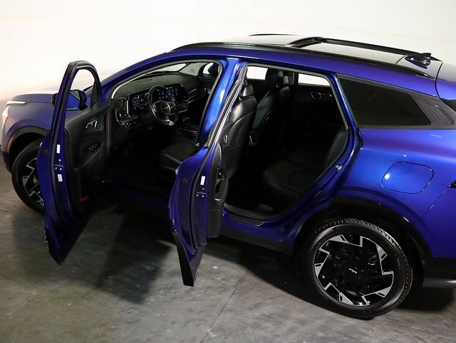 Used 2023 Kia Sportage SX AWD/4WD image 5