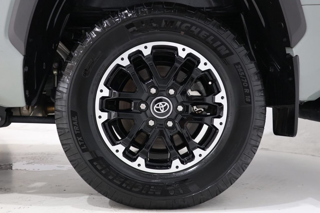 Used 2025 Toyota Tundra SR5 w/ TRD Off-Road Package AWD/4WD image 11