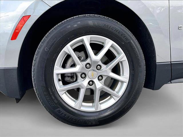 Used 2023 Chevrolet Equinox LS image 10
