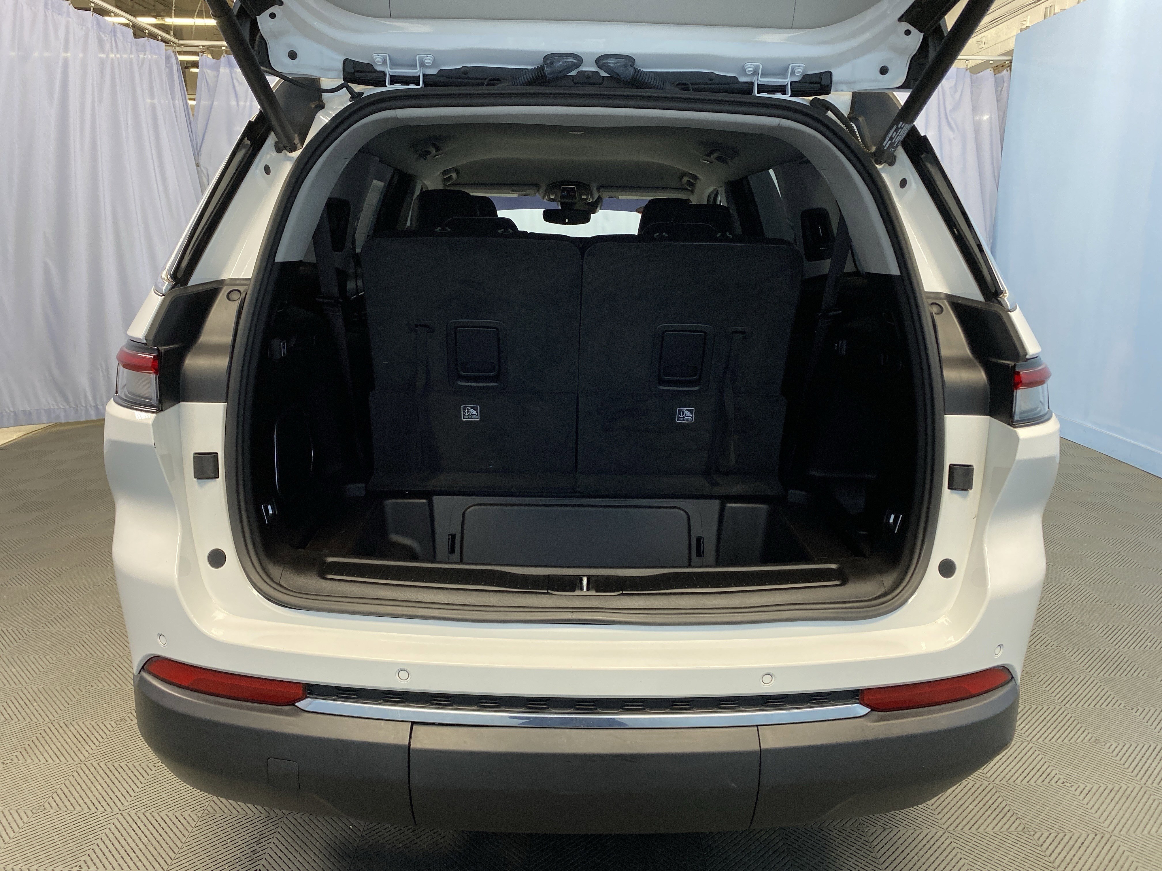 Certified 2021 Jeep Grand Cherokee L Limited image 36