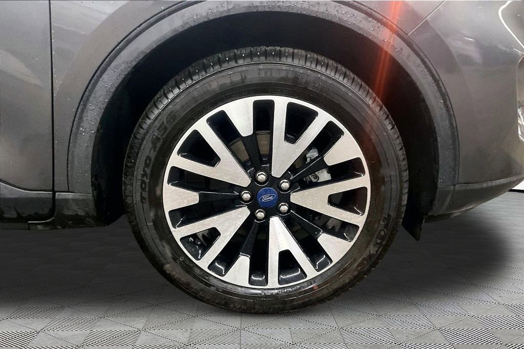 Used 2020 Ford Escape SEL image 34