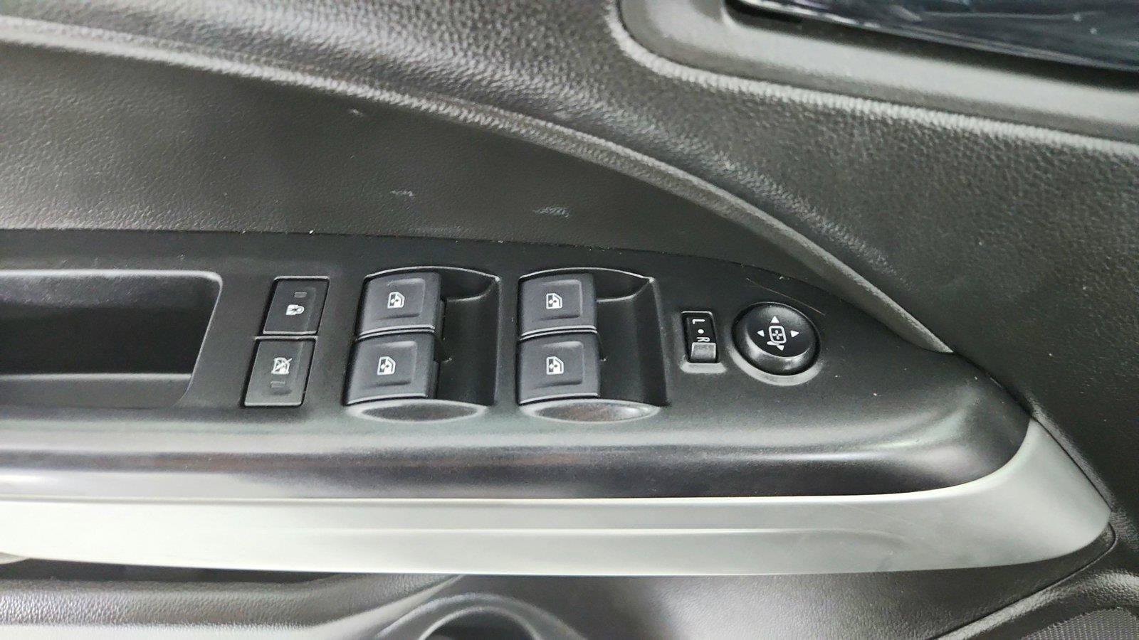 Used 2022 Chevrolet Colorado ZR2 AWD/4WD image 17