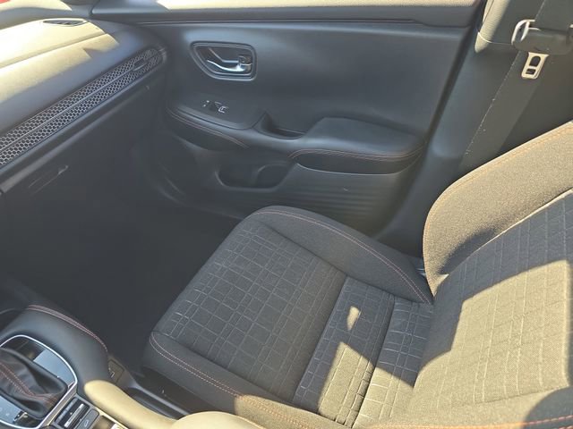Used 2025 Honda HR-V Sport image 15