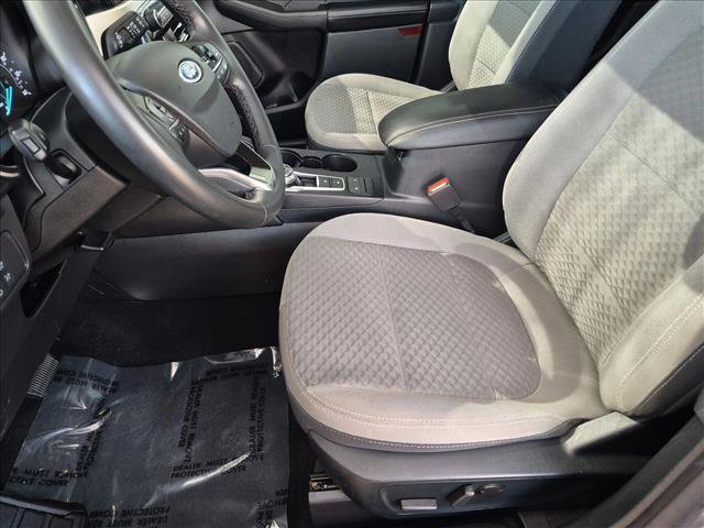 Certified 2021 Ford Escape SE w/ SE Sport Appearance Package FWD image 14