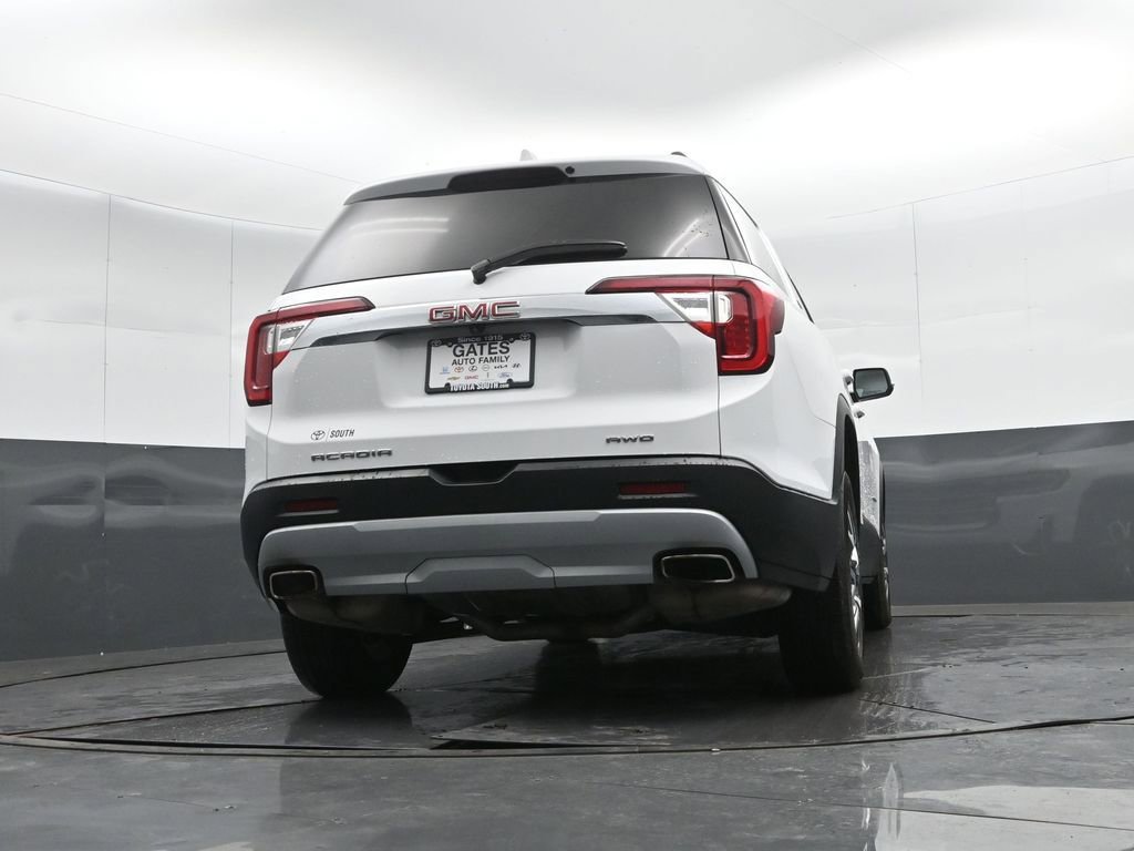 Used 2023 GMC Acadia SLT image 32