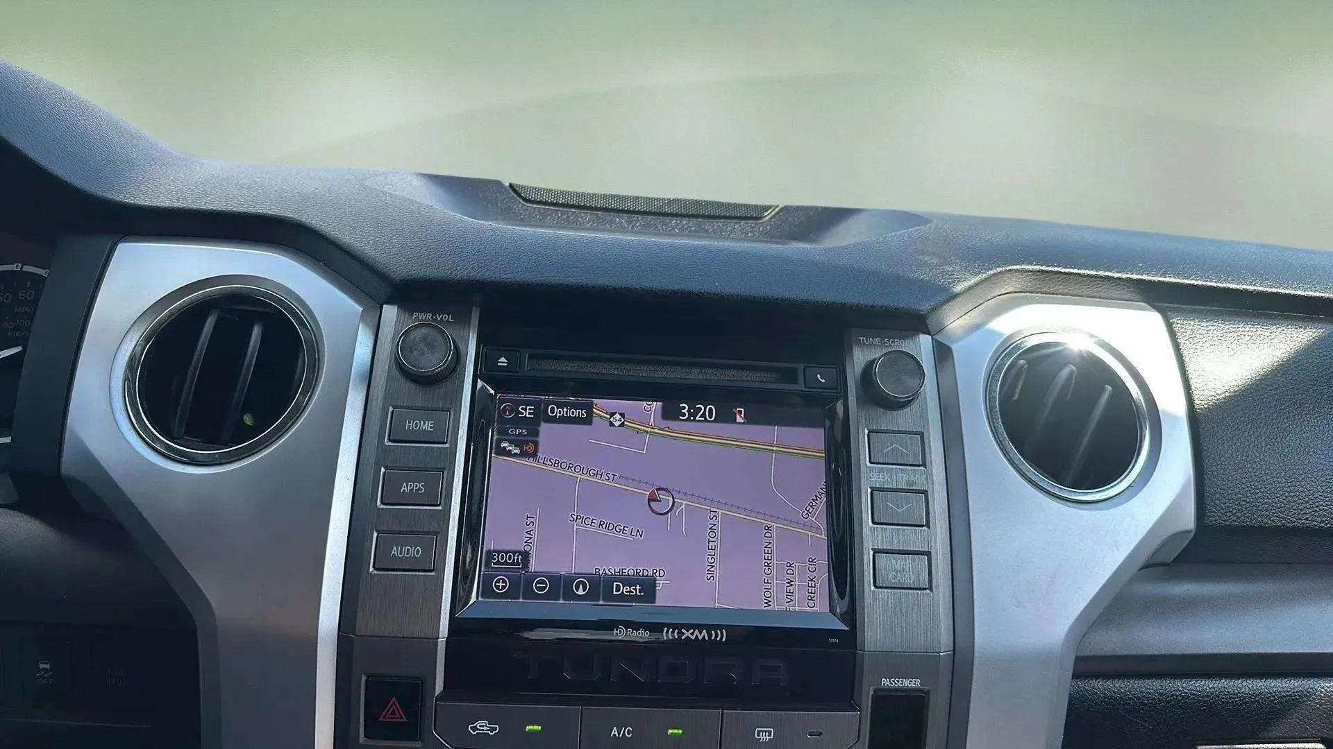 Used 2015 Toyota Tundra SR5 image 34