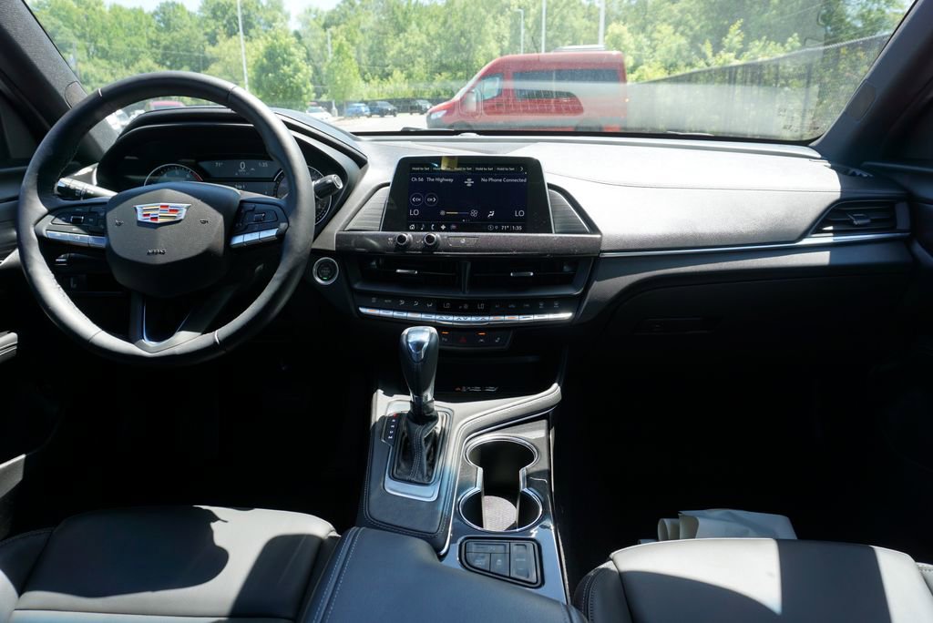 Used 2024 Cadillac CT4 Luxury w/ Cold Weather Package RWD image 35
