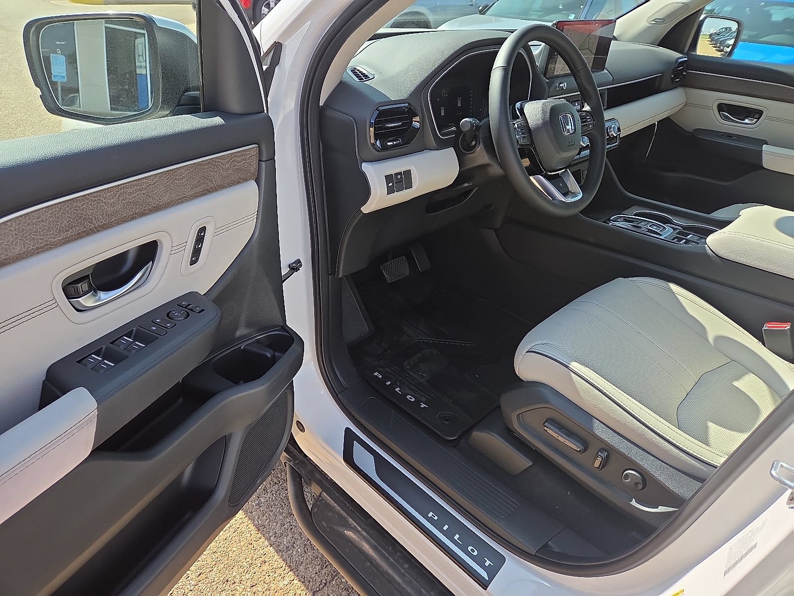 New 2026 Honda Pilot Elite image 10