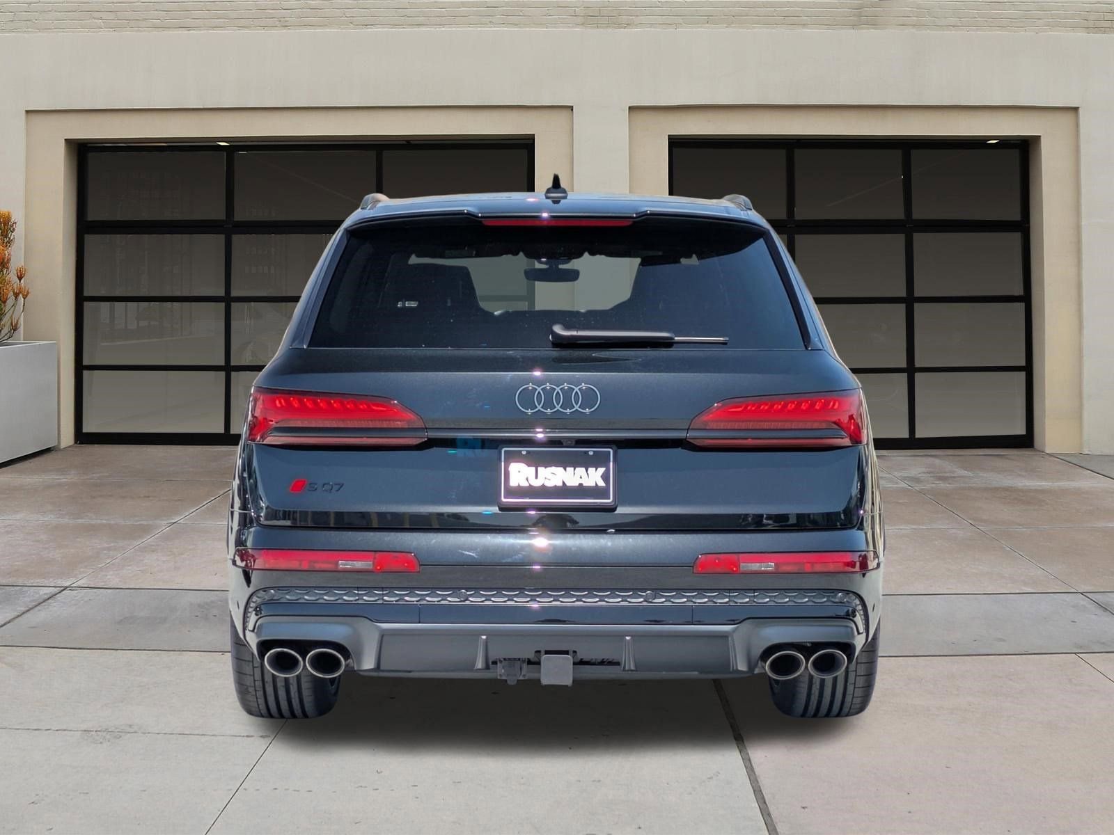 New 2026 Audi SQ7 Premium Plus AWD/4WD image 4