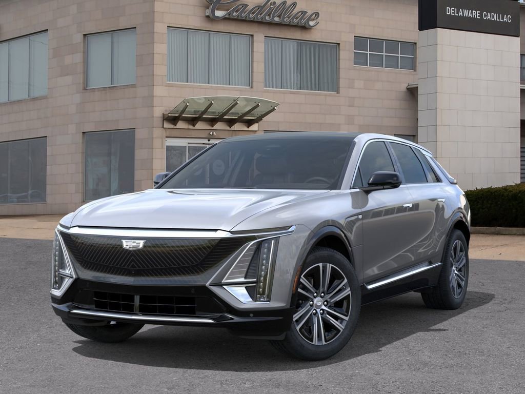 New 2026 Cadillac Lyriq Luxury AWD/4WD image 6