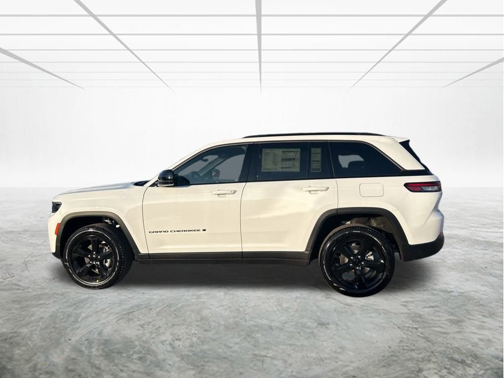 New 2026 Jeep Grand Cherokee Limited w/ Limited Altitude Package image 7