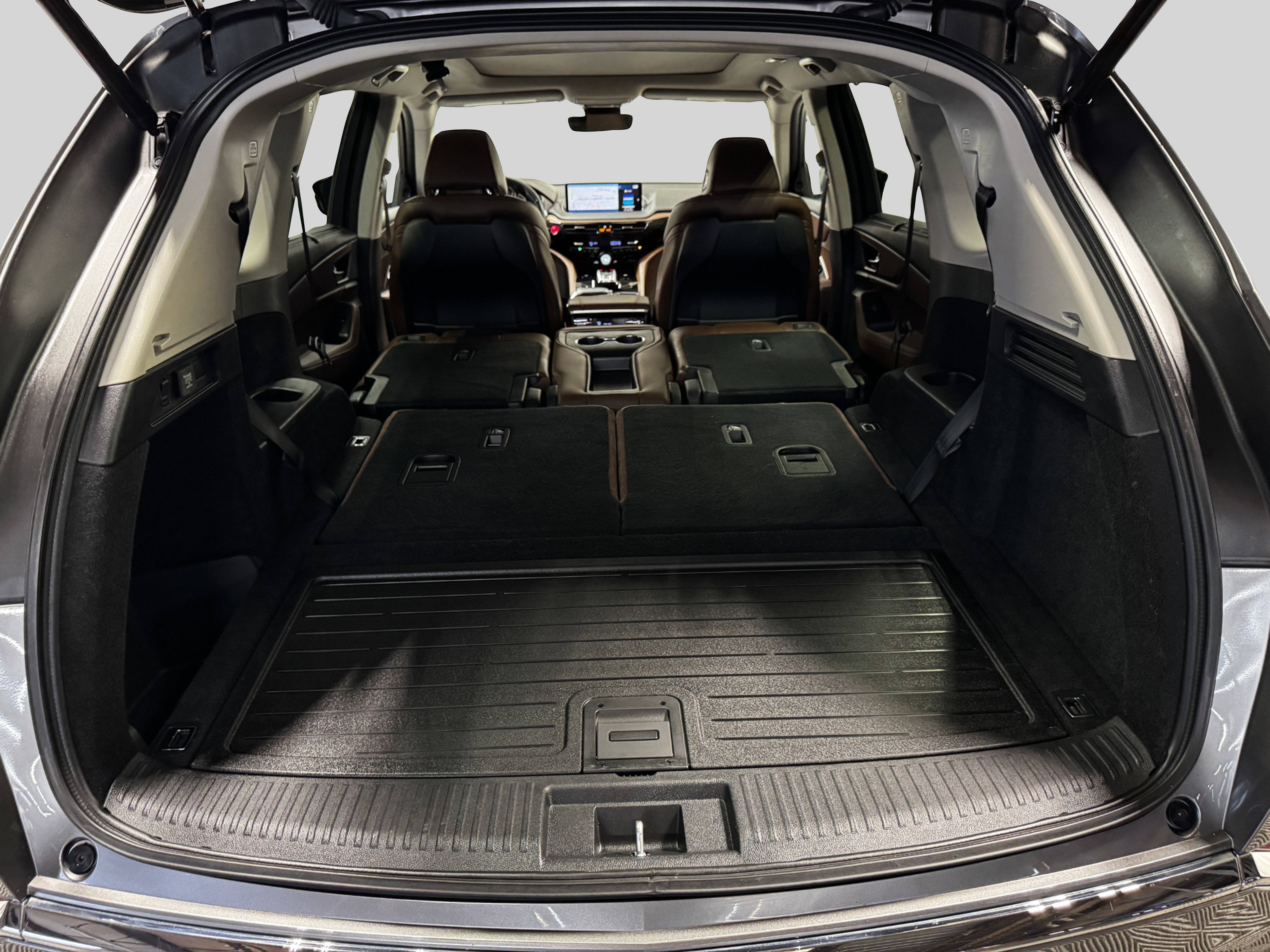 Certified 2023 Acura MDX FWD w/ Technology Package image 44