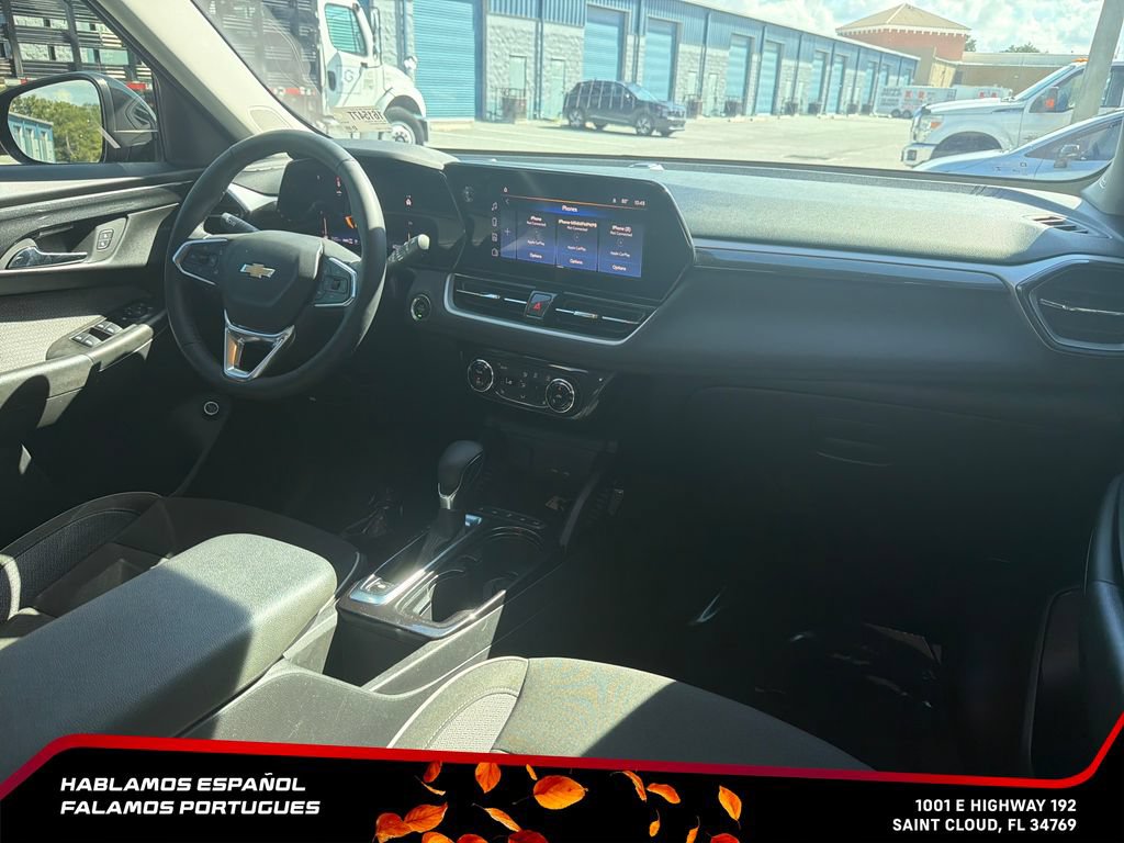 Used 2024 Chevrolet TrailBlazer LT w/ Convenience Package AWD/4WD image 30