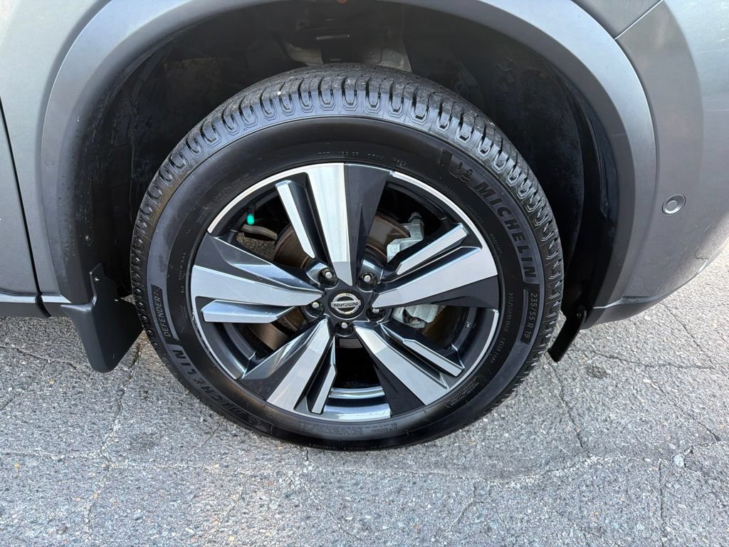 Used 2021 Nissan Rogue Platinum AWD/4WD image 9