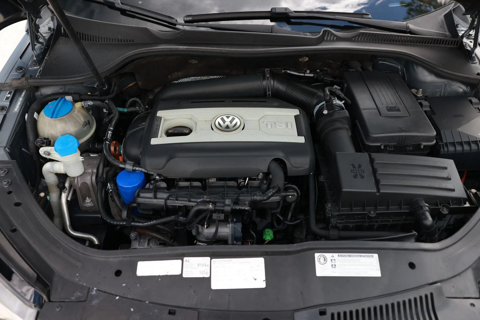 Used 2012 Volkswagen Eos Komfort FWD image 32