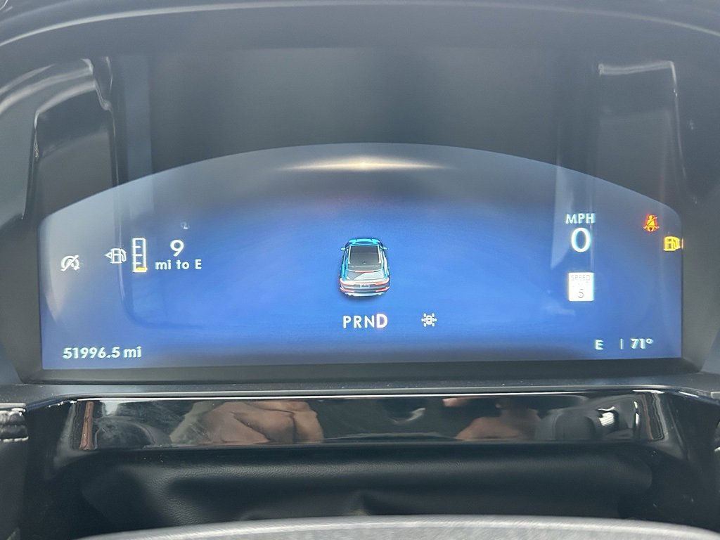 Used 2023 Lincoln Corsair Reserve w/ Equipment Group 201A image 10