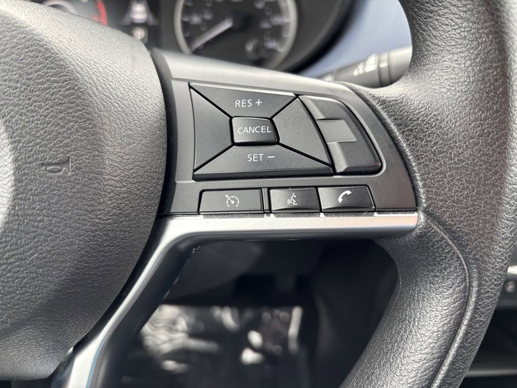 Used 2023 Nissan Versa SV image 16