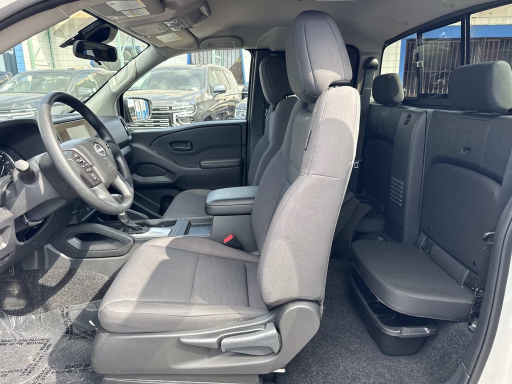 Used 2026 Nissan Frontier S RWD image 7