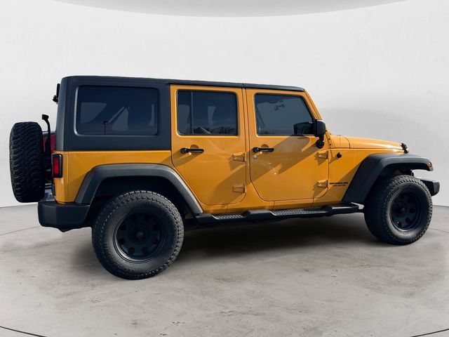 Used 2012 Jeep Wrangler Unlimited Sahara AWD/4WD image 6