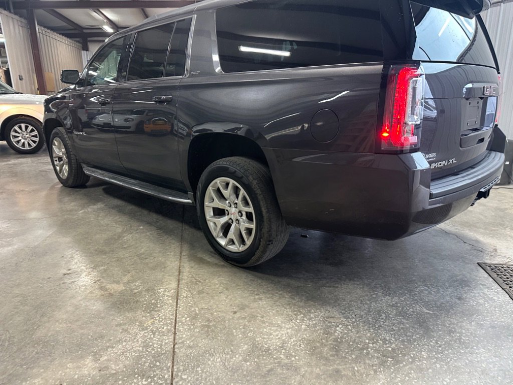 Used 2015 GMC Yukon XL SLT w/ Open Road Package image 3