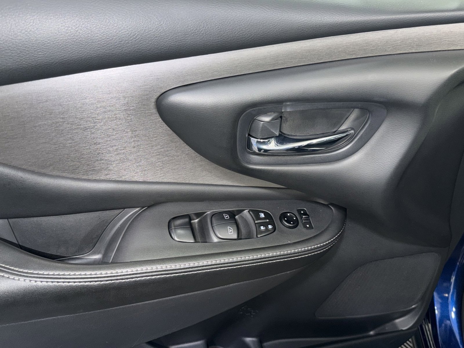 Used 2021 Nissan Murano SV w/ SV Special Edition Package image 37