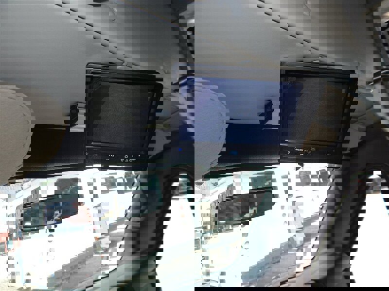 Used 2016 Chevrolet Express 4500 w/ Shuttle Bus Package image 21