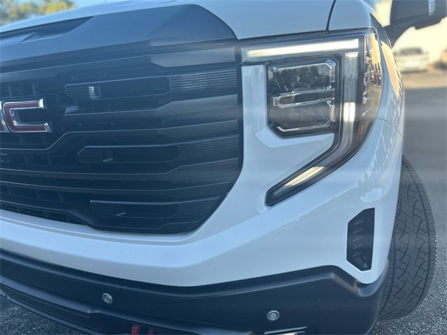 Used 2022 GMC Sierra 1500 SLT w/ SLT Premium Plus Package image 9