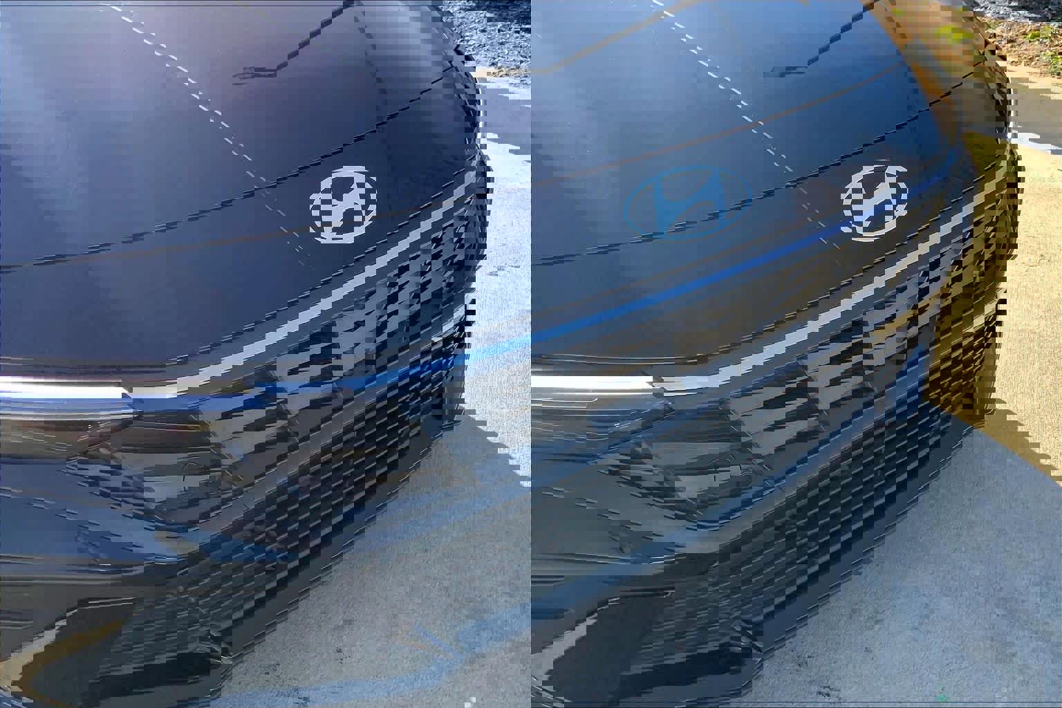 Certified 2024 Hyundai Elantra SE image 31