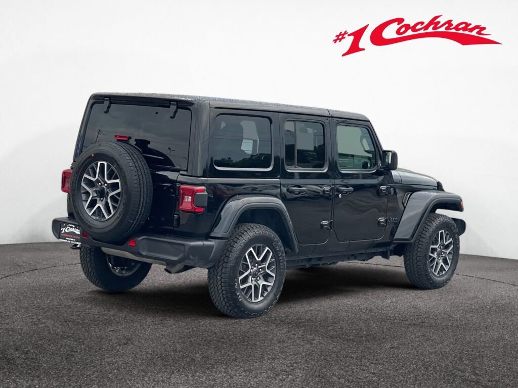 Used 2025 Jeep Wrangler Unlimited Sahara AWD/4WD image 29