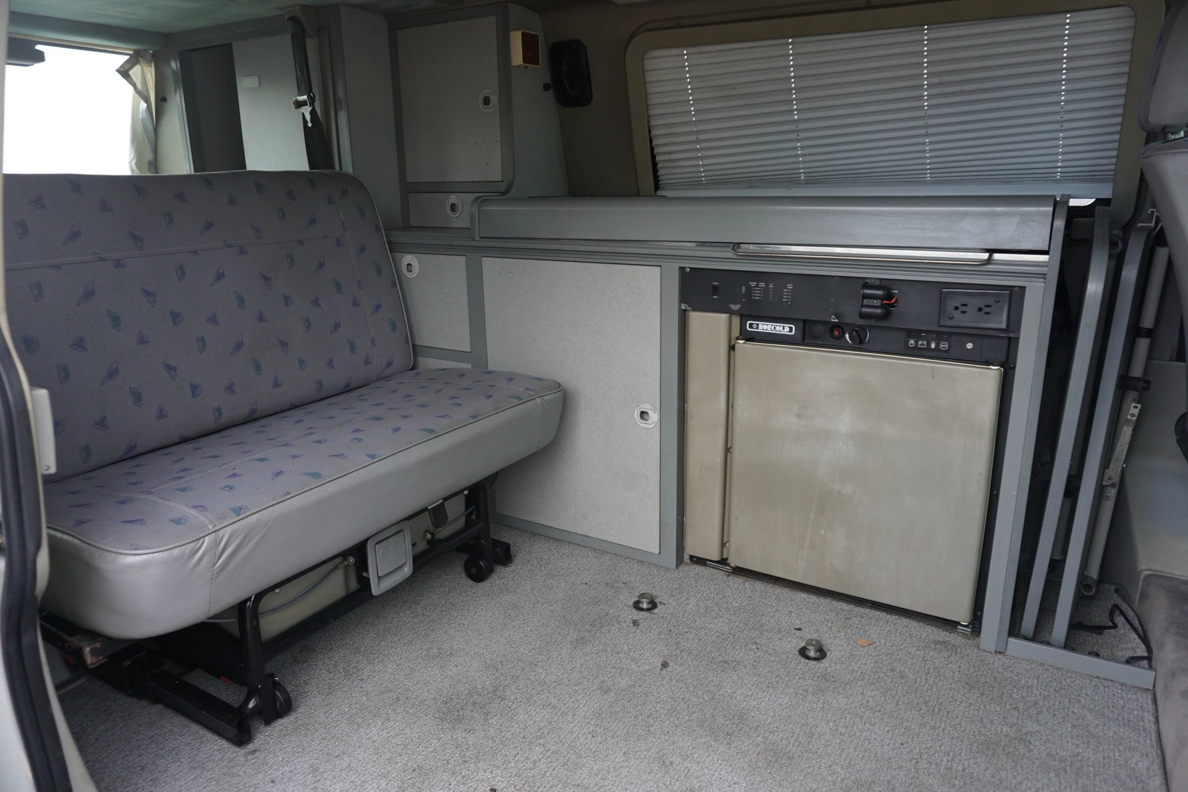 Used 1997 Volkswagen Eurovan Camper FWD image 18