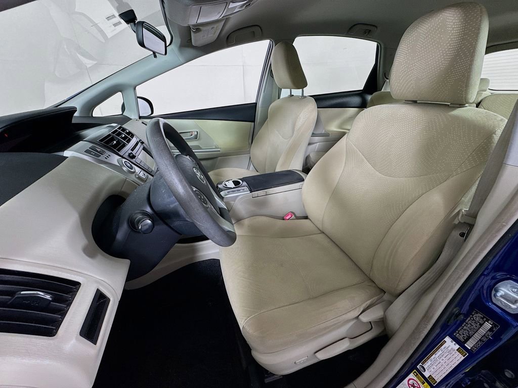 Used 2014 Toyota Prius V Three FWD image 20