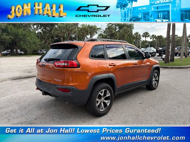 Used 2015 Jeep Cherokee Trailhawk w/ Comfort/Convenience Group AWD/4WD image 13