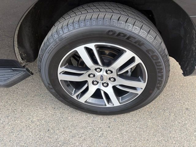 Certified 2024 Ford Expedition Limited image 11