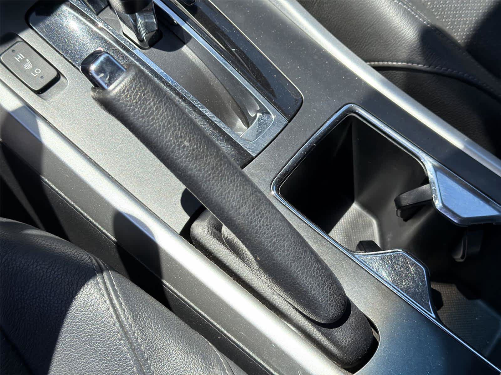 Used 2013 Honda Accord EX-L image 39
