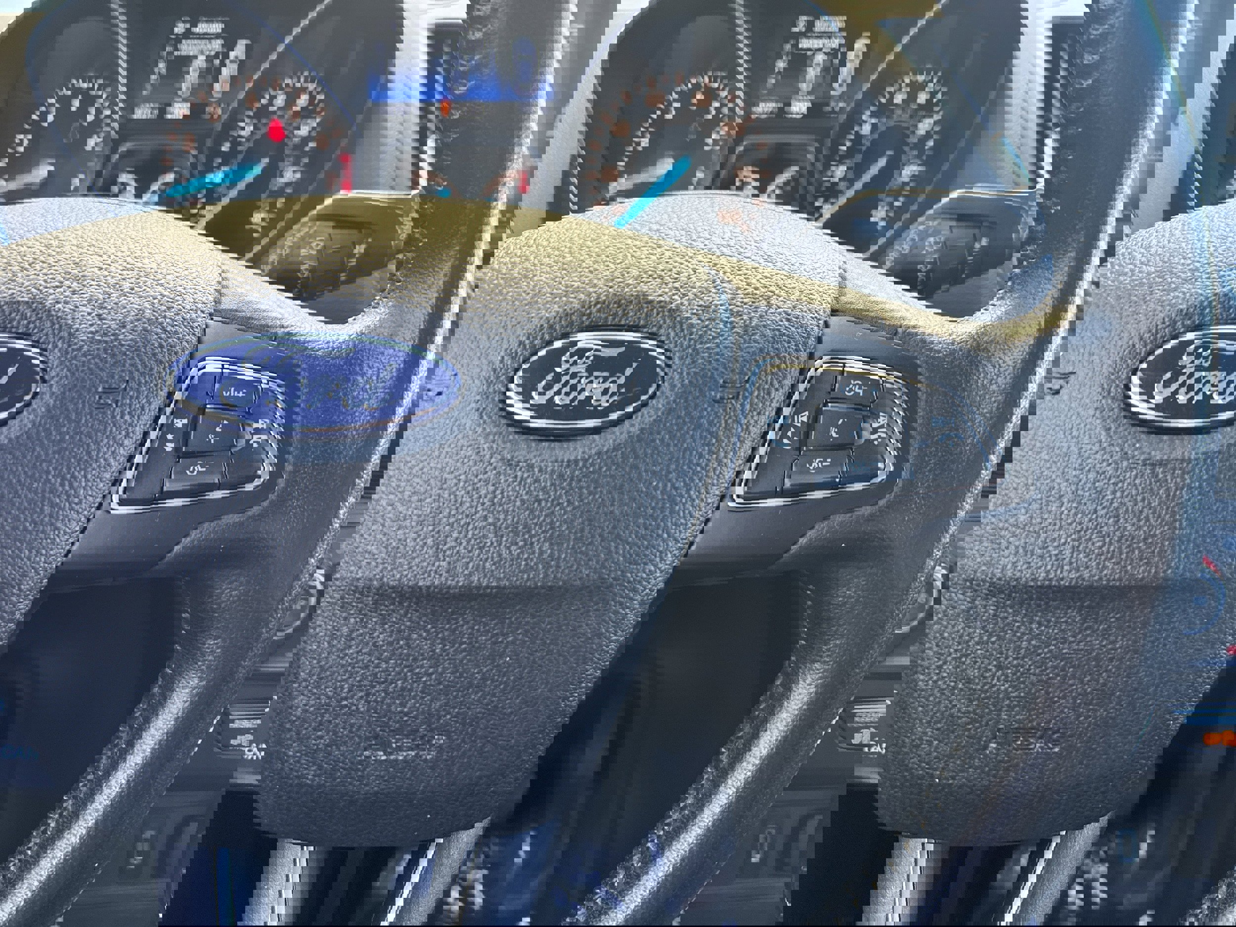 Used 2019 Ford Escape Titanium w/ U9j03 - Titanium Tow Package image 24