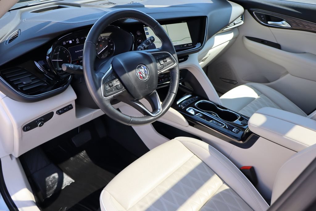 Used 2023 Buick Envision Avenir AWD/4WD image 5