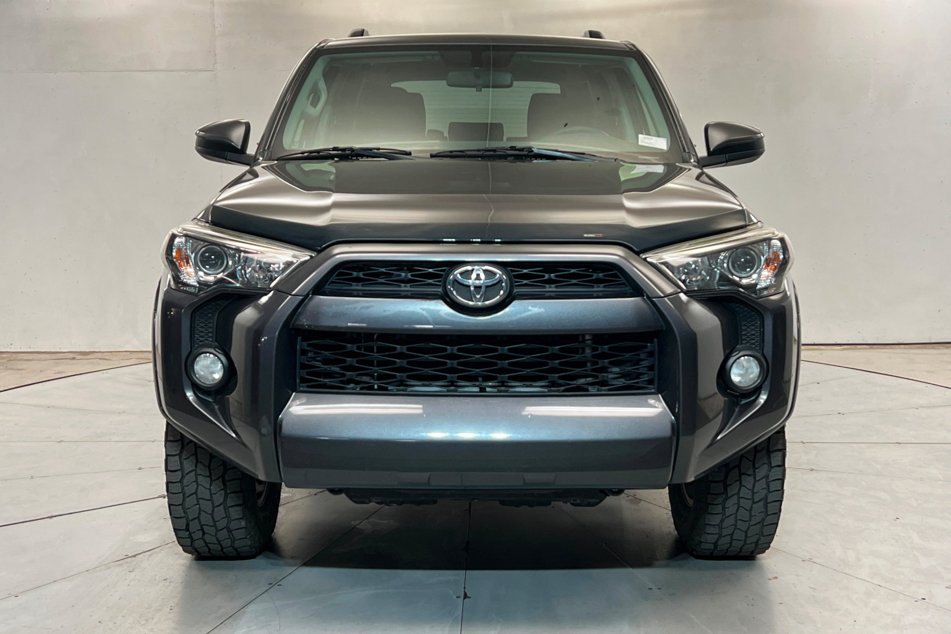 Certified 2019 Toyota 4Runner SR5 AWD/4WD image 9