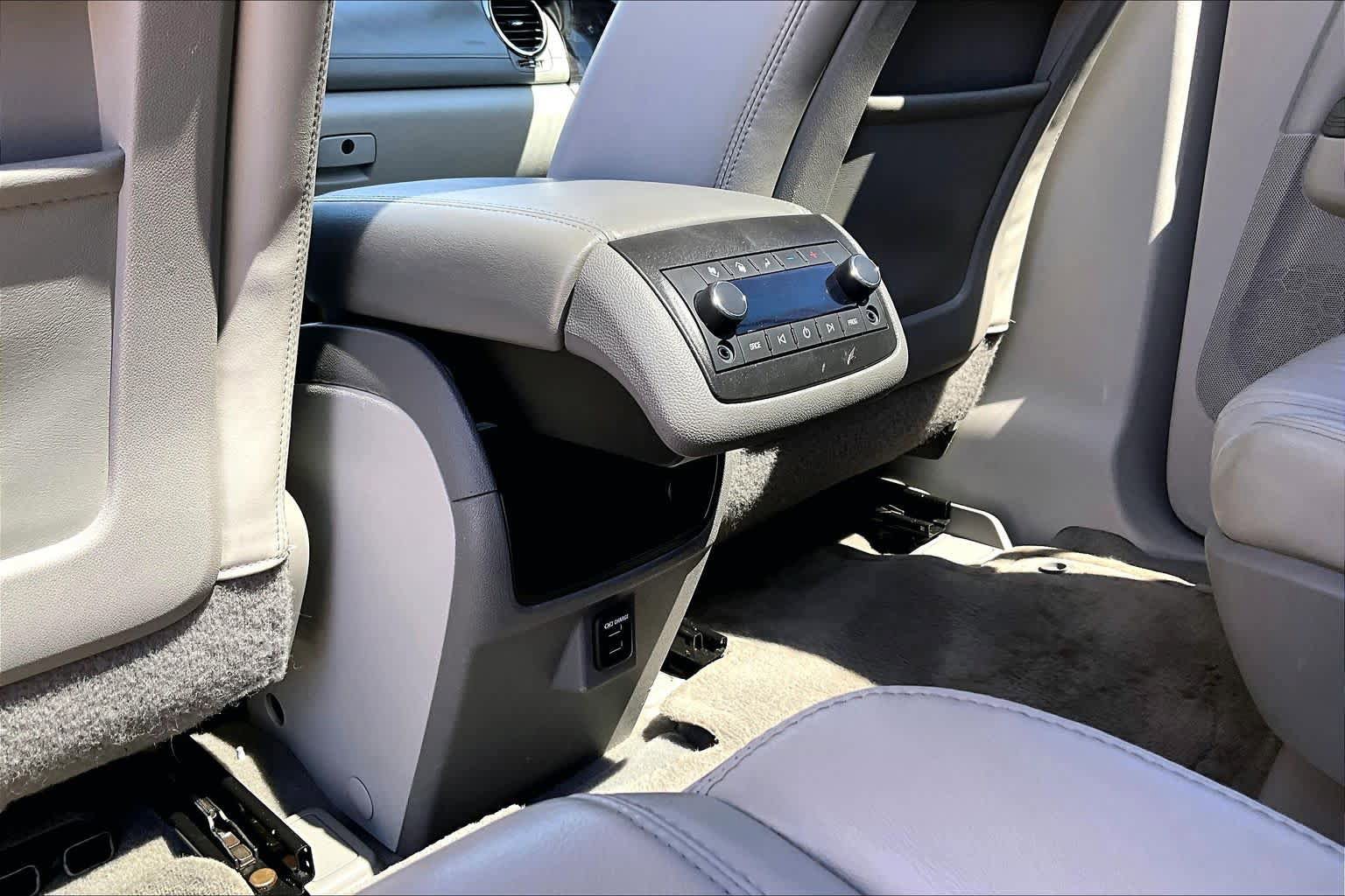 Used 2016 Buick Enclave Premium AWD/4WD image 36