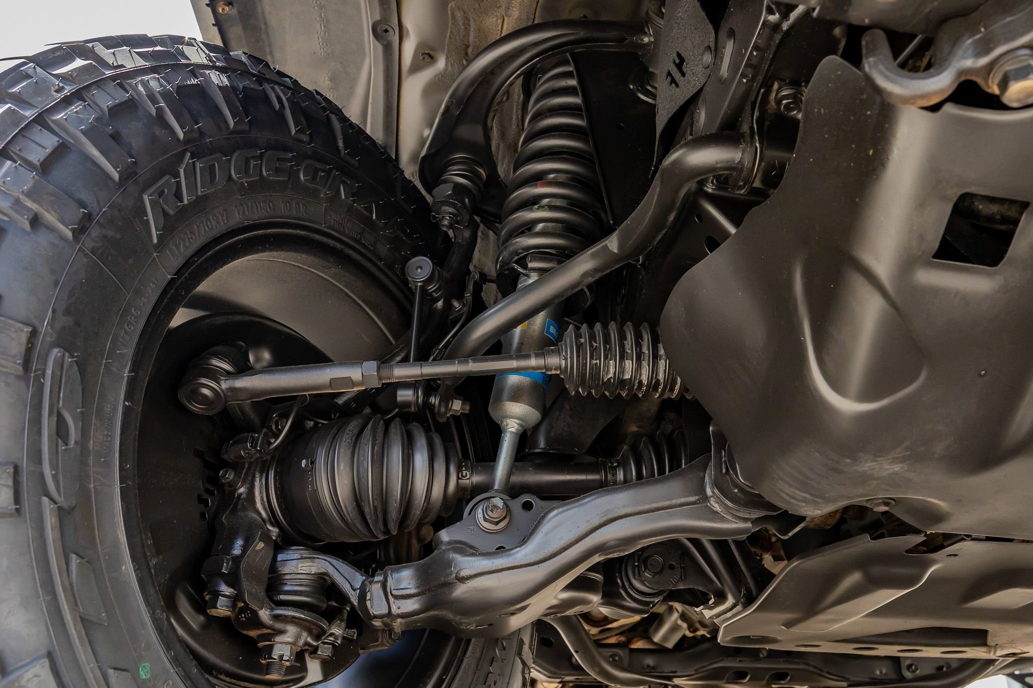 Used 2019 Toyota Tacoma TRD Off-Road AWD/4WD image 14