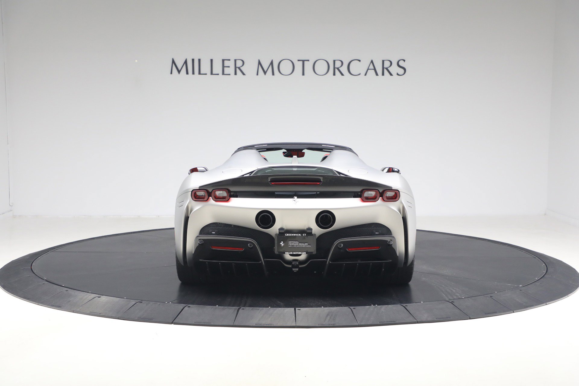 Certified 2023 Ferrari SF90 Spider AWD/4WD image 7