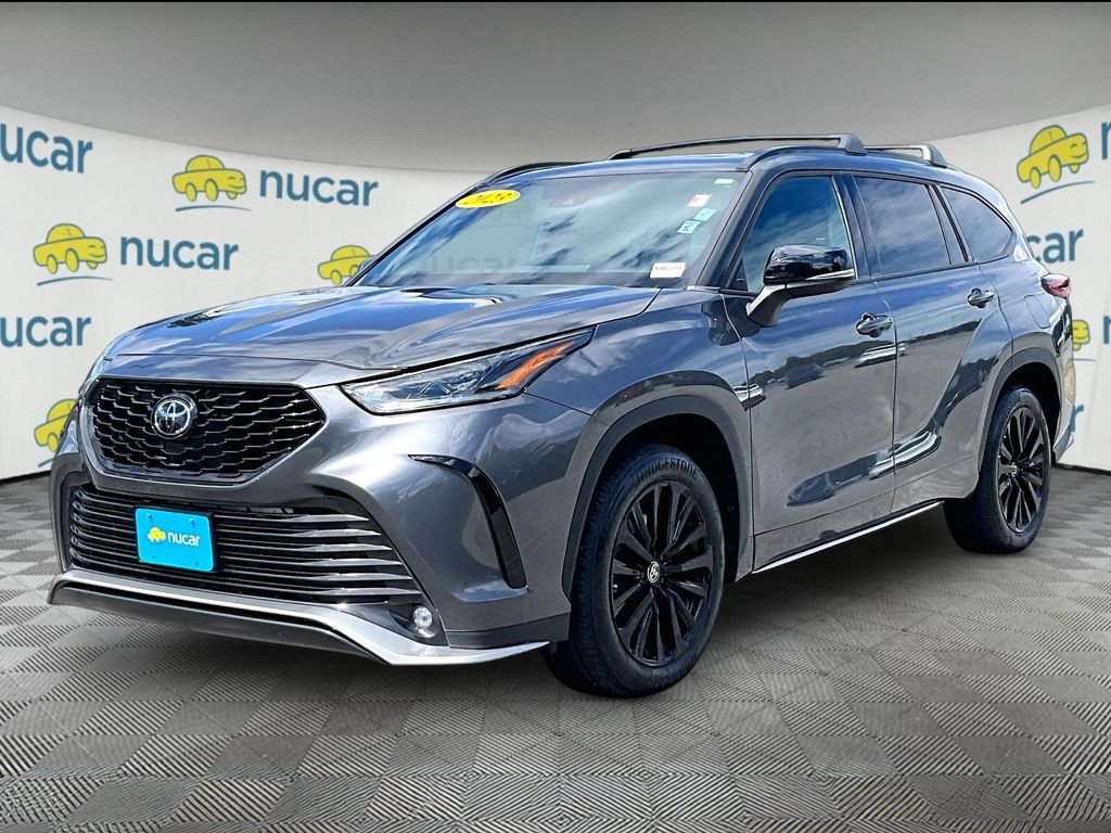 Used 2023 Toyota Highlander XSE AWD/4WD image 3
