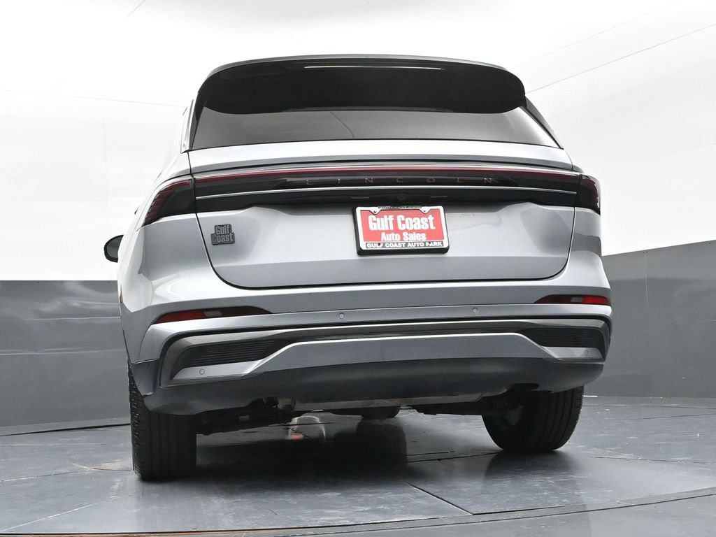 Used 2025 Lincoln Nautilus Reserve AWD/4WD image 41