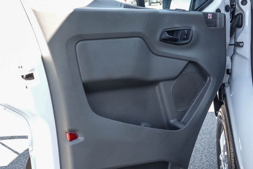 Used 2021 Ford Transit 350 XLT RWD image 19