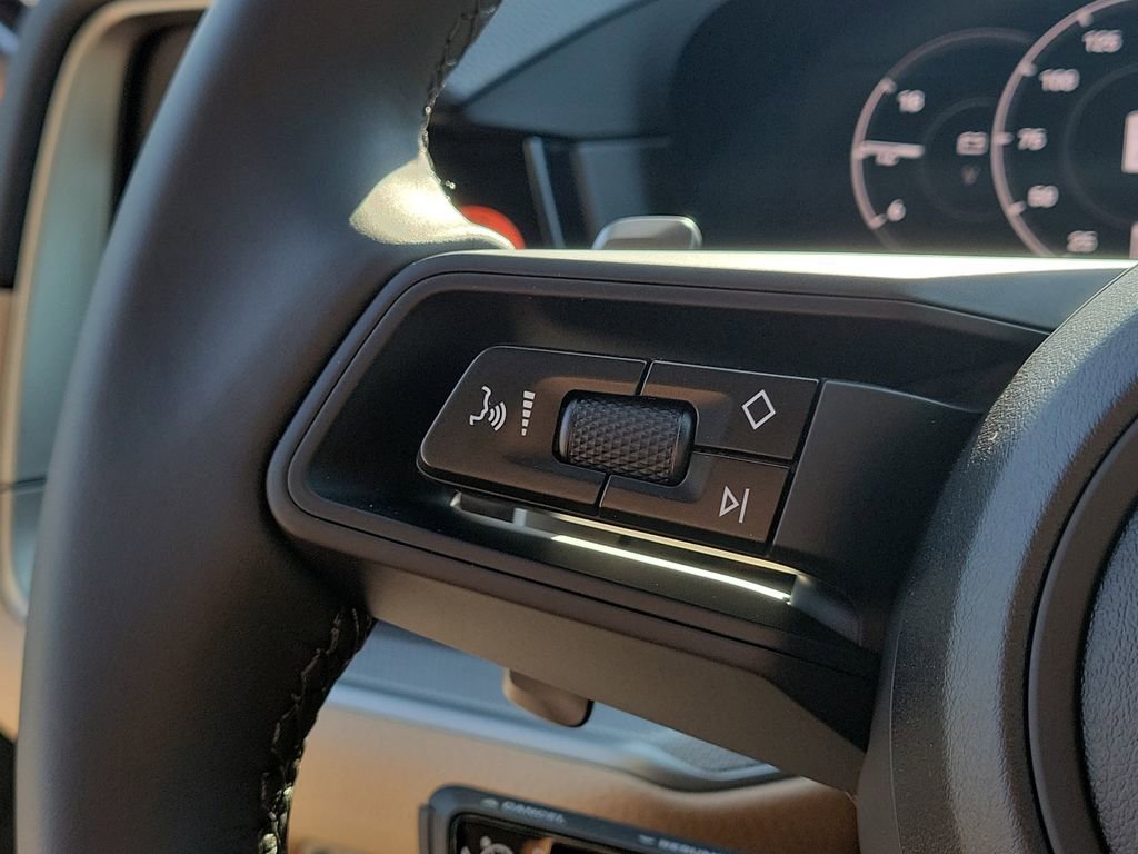 New 2026 Porsche Cayenne image 34