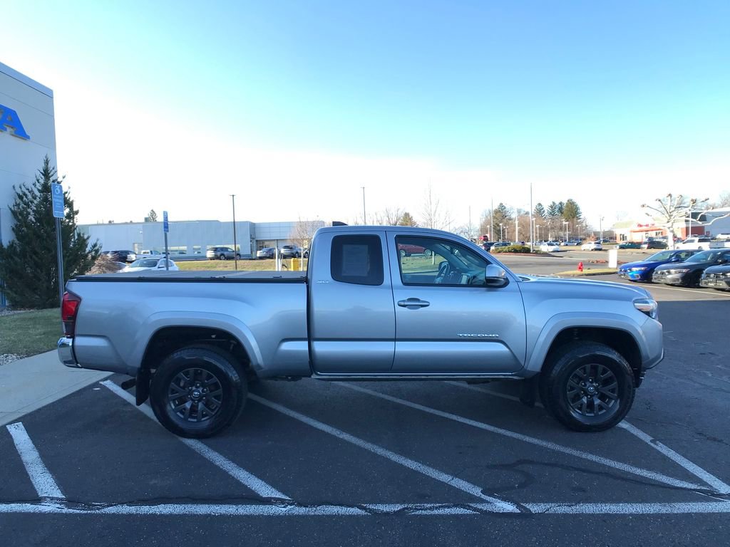 Used 2020 Toyota Tacoma SR5 image 16