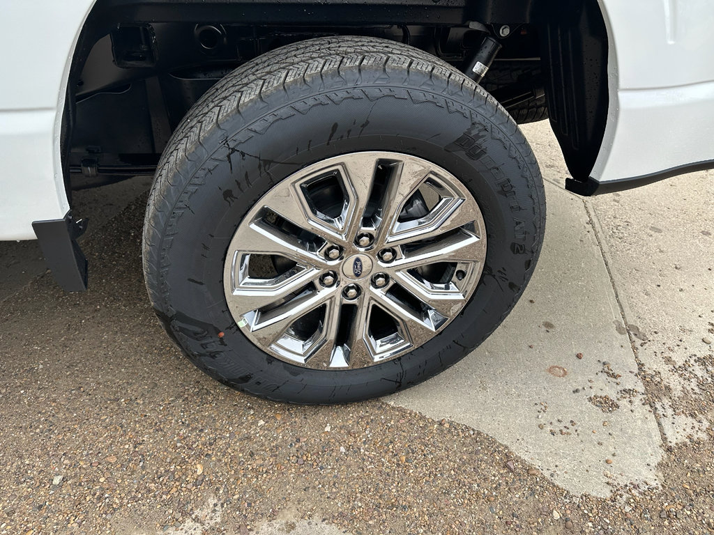 New 2025 Ford F150 Lariat w/ Equipment Group 502A High image 13