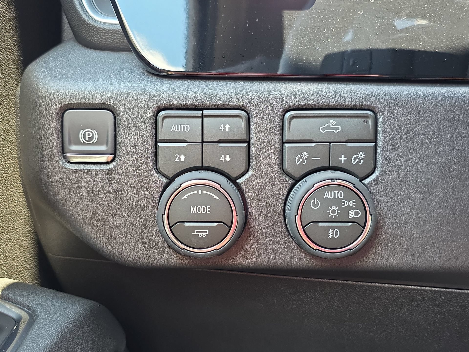New 2026 Chevrolet Silverado 1500 LT Trail Boss w/ Convenience Package II AWD/4WD image 25