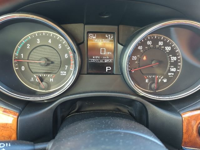 Used 2012 Jeep Grand Cherokee Overland AWD/4WD image 7