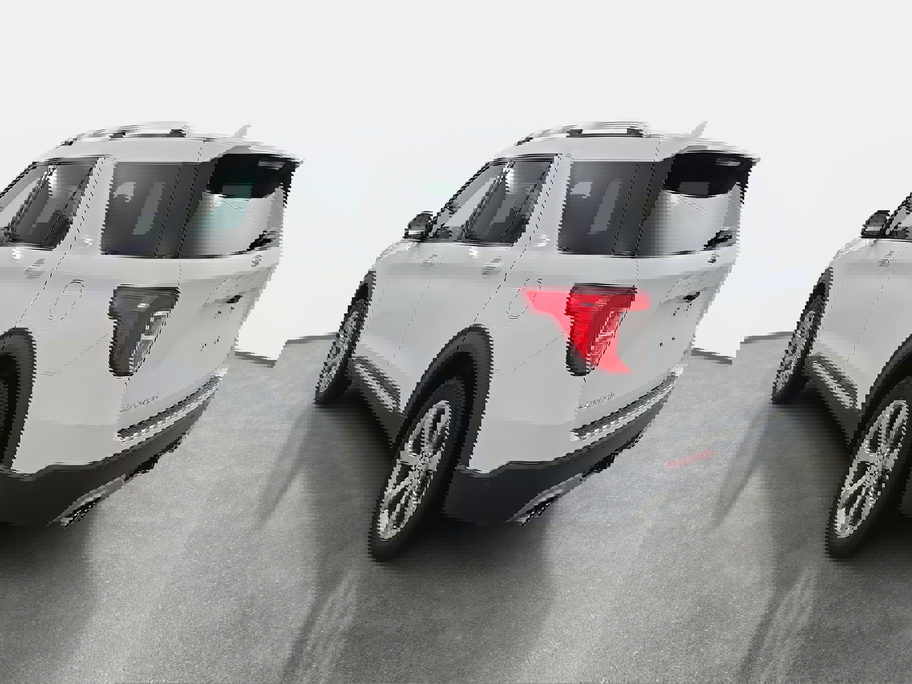 Used 2020 Ford Explorer Platinum w/ Premium Technology Package image 5